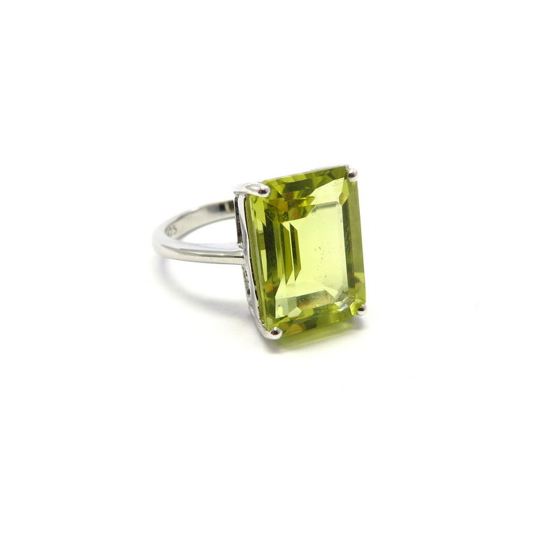 Lemon Quartz Ring Set in Sterling Silver