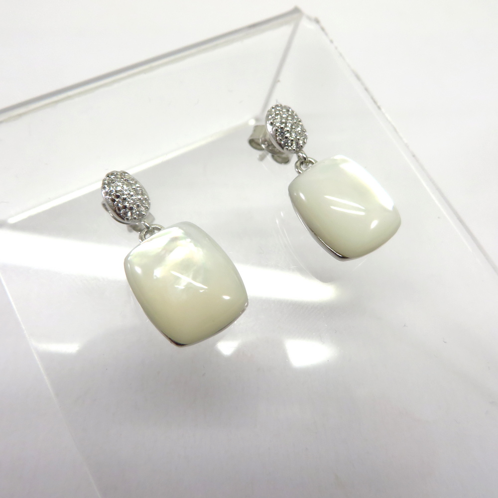 Mother-of-Pearl Earrings set in Sterling Silver